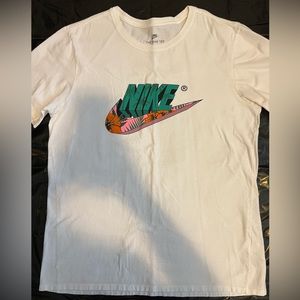 Nike Sportswear  Men’s T-Shirt Short Sleeve